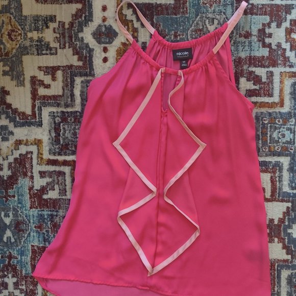 Summer blouse - Picture 1 of 3